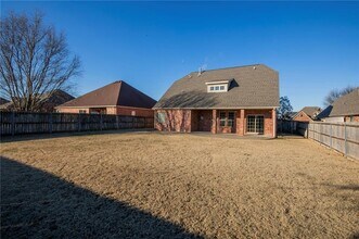 4003 SW Banbury Dr in Bentonville, AR - Building Photo - Building Photo