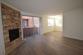 11107 La Maida St in Los Angeles, CA - Building Photo - Building Photo