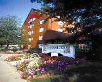 Independence Square in Evansville, IN - Foto de edificio - Building Photo