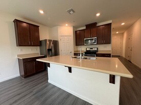 5343 Admiral Bend Way in Sacramento, CA - Building Photo - Building Photo