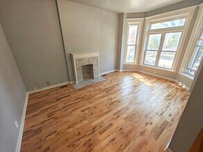 4243 S Calumet Ave in Chicago, IL - Building Photo - Building Photo