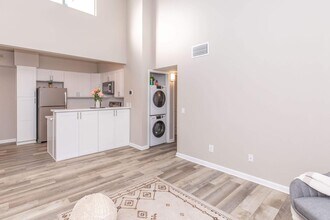 Copper Wood in Chino, CA - Foto de edificio - Building Photo