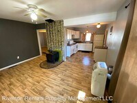 317 S 11th St photo'