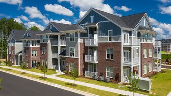 Palisades of Wake Forest in Wake Forest, NC - Building Photo