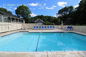 93 Henry Law Ave in Dover, NH - Building Photo - Building Photo