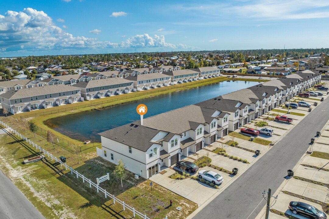 Parkview at Lynn Haven in Lynn Haven, FL - Building Photo