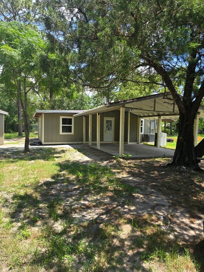 6255 W Jarovi Ct in Homosassa, FL - Building Photo - Building Photo