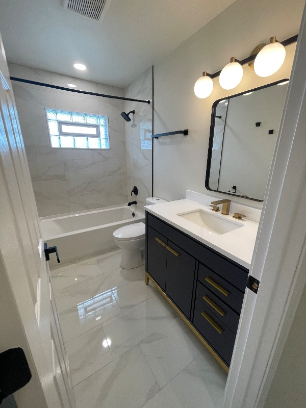 property at 5910 Teakwood Dr
