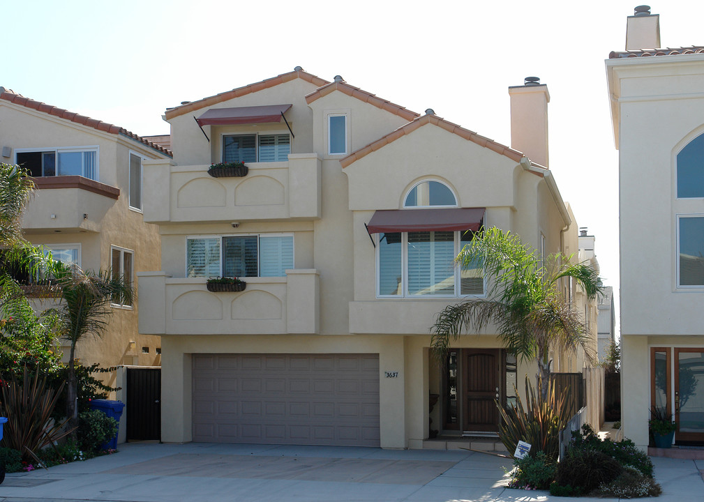 3637 Sunset Ln in Oxnard, CA - Building Photo