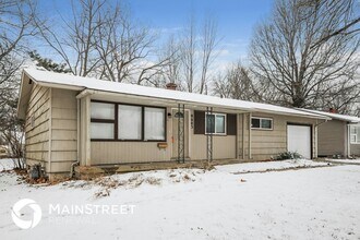 8003 E 90th Terrace in Kansas City, MO - Building Photo - Building Photo