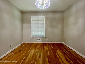 3002 Debera Way in Louisville, KY - Building Photo - Building Photo