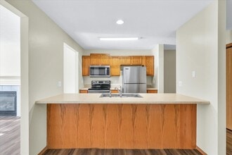2733 Rainbow Ave in Bloomington, IL - Building Photo - Building Photo