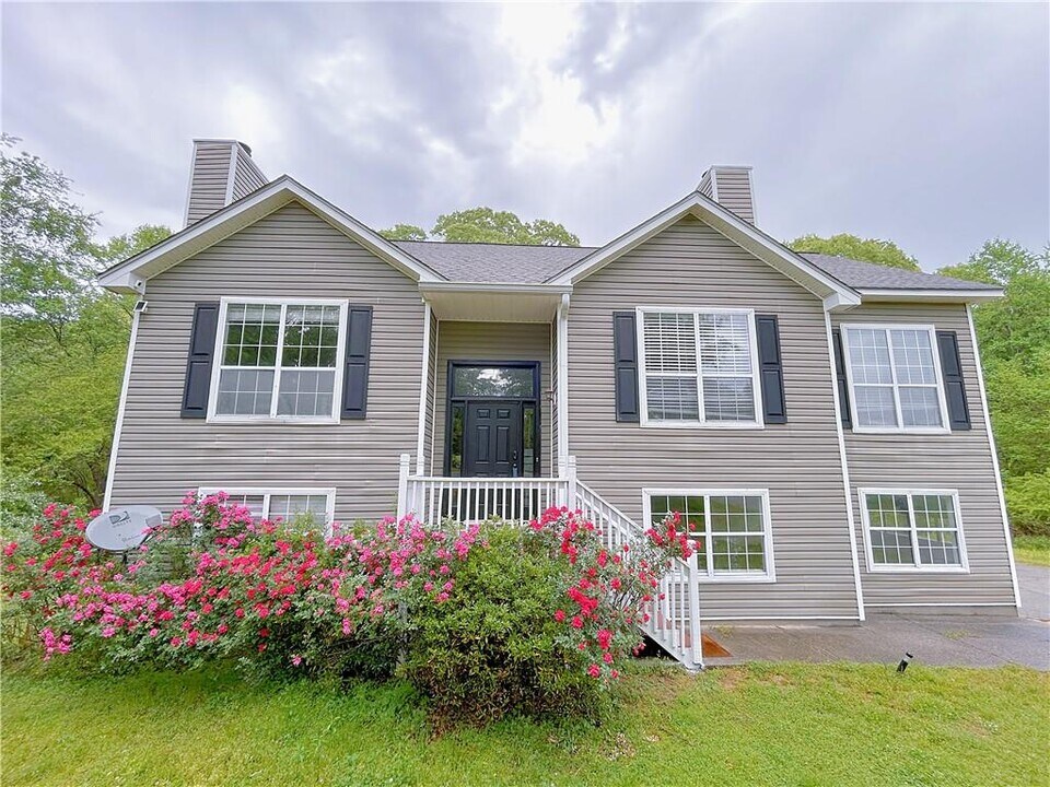 3342 Windpointe Ct in Buford, GA - Building Photo