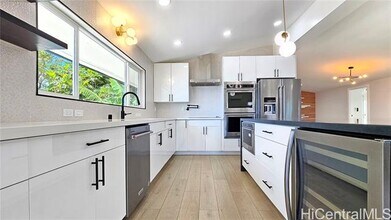 1620 Halekoa Dr in Honolulu, HI - Building Photo - Building Photo