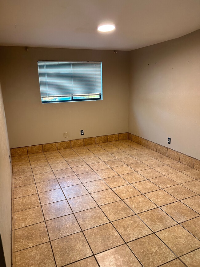 property at 2205 C. de Sueños
