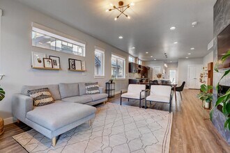 1518 Newton St in Denver, CO - Building Photo - Building Photo