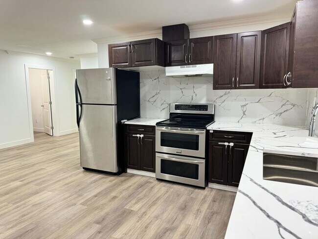 9361 164A St in Surrey, BC - Building Photo - Building Photo