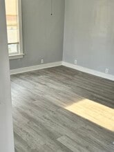 49 Buell St, Unit 1 floor in New Britain, CT - Building Photo - Building Photo