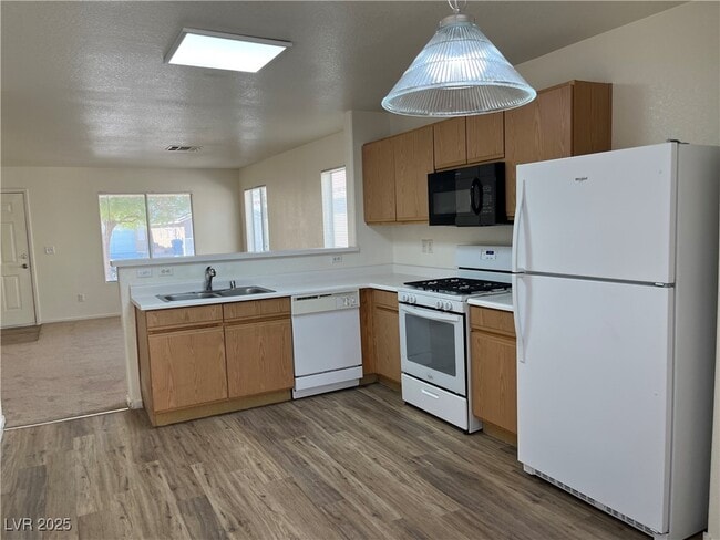 property at 2842 Kensington St