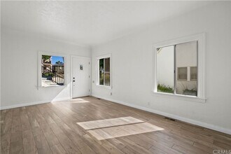 1185 W 10th St in Los Angeles, CA - Building Photo - Building Photo