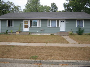 2928 Northland Dr in Eau Claire, WI - Building Photo - Building Photo