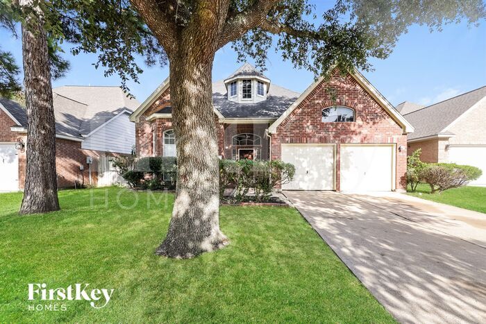 9111 Point Park Dr in Houston, TX - Foto de edificio