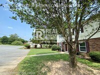 650 Cedarbrook Ct photo'