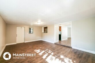 5801 Royal Palm Blvd in Margate, FL - Building Photo - Building Photo