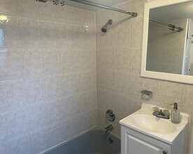 296 Webster Ave in Jersey City, NJ - Building Photo - Building Photo