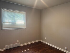 4845 University Pl in Detroit, MI - Building Photo - Building Photo