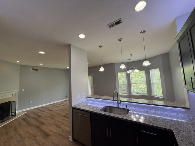 77 Pinehurst Dr in Washington, NJ - Building Photo - Building Photo
