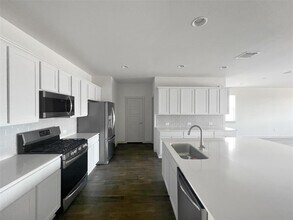 4609 Tully Dr in Pflugerville, TX - Building Photo - Building Photo