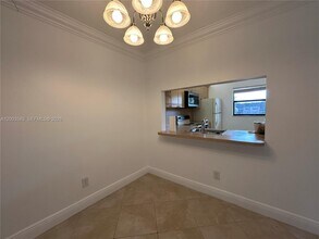 10613 NW 11th St in Pembroke Pines, FL - Building Photo - Building Photo