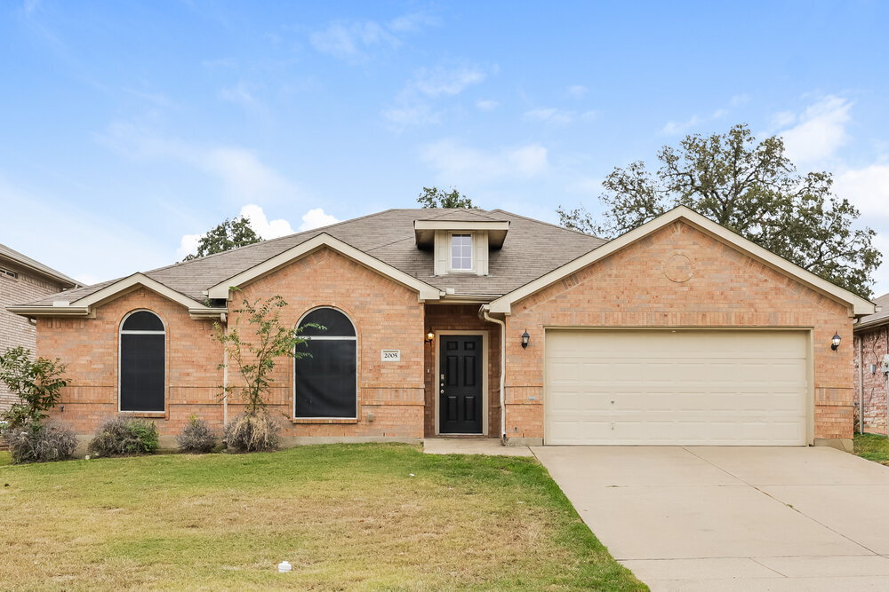 2005 Sword Fish Dr in Mansfield, TX - Foto de edificio