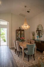 9825 Mantova Dr in Wellington, FL - Building Photo - Building Photo