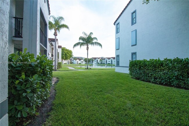 4500 NW 107th Ave in Doral, FL - Building Photo - Building Photo