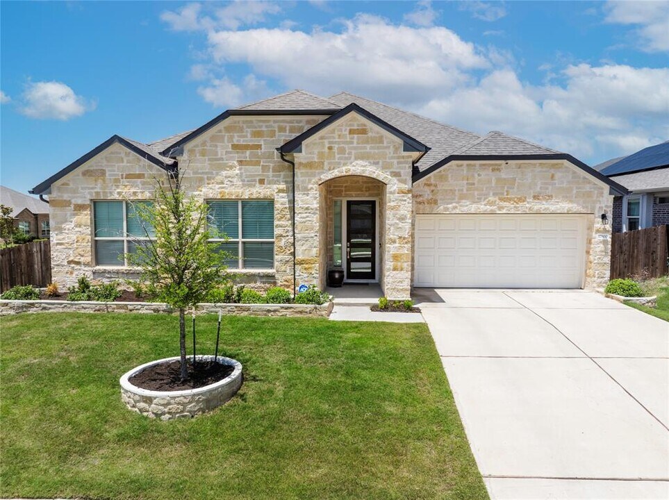 17900 Civorno Dr in Pflugerville, TX - Building Photo