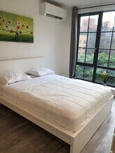 433 W 53rd St in New York, NY - Building Photo - Building Photo