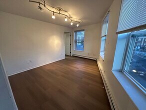 9 N Main St in Natick, MA - Building Photo - Building Photo