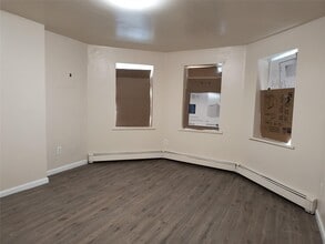 22 Gidney Ave in Newburgh, NY - Building Photo - Building Photo