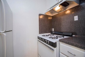 8803 Timberside Dr-Unit -8 in Houston, TX - Building Photo - Building Photo