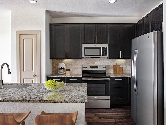 property at 2800 Greenbusch Rd