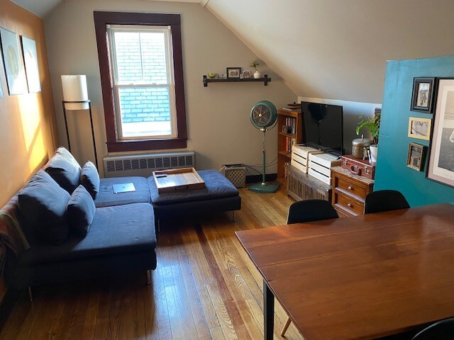114 Brown St, Unit B