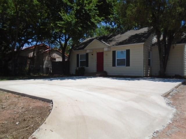3217 S 11th St in Abilene, TX - Building Photo - Building Photo