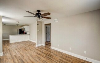 412 S Charleston Ave in Lawnside, NJ - Building Photo