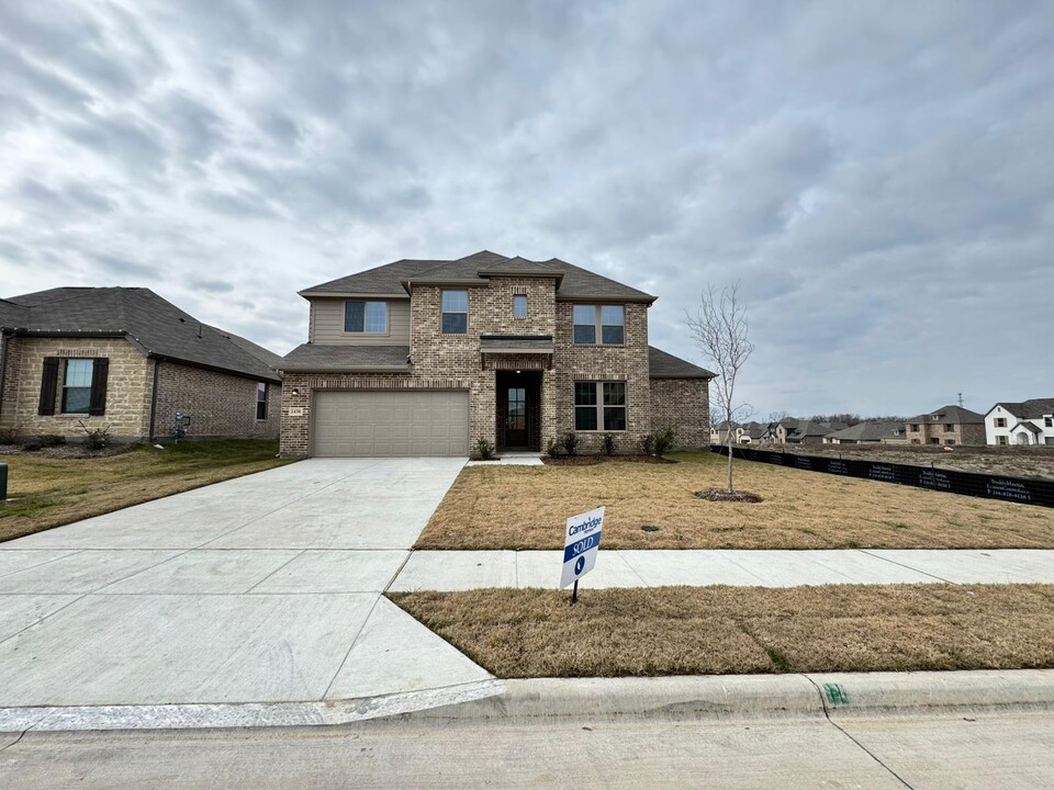 1430 Red Clover Ave in Van Alstyne, TX - Building Photo