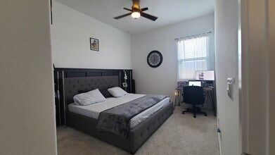 2620 W Pecan Rd in Phoenix, AZ - Building Photo - Building Photo