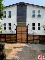 2509 1/2 Cincinnati St in Los Angeles, CA - Building Photo