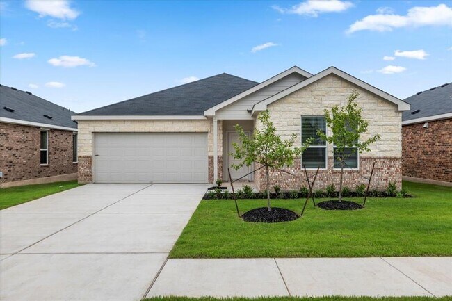 162 Rodney Boat Rd in Kyle, TX - Building Photo - Building Photo