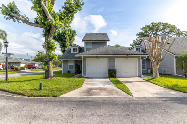 property at 5521 Fairfax St